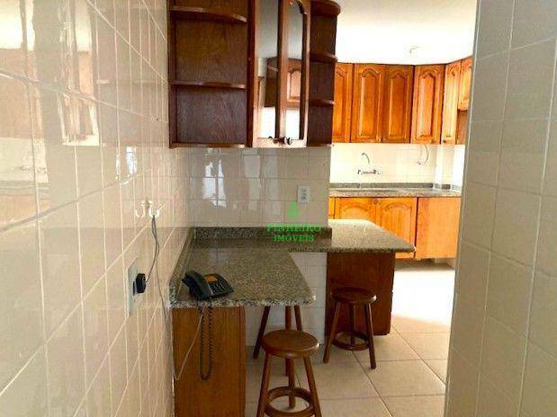 Apartamento à venda com 3 quartos, 163m² - Foto 9