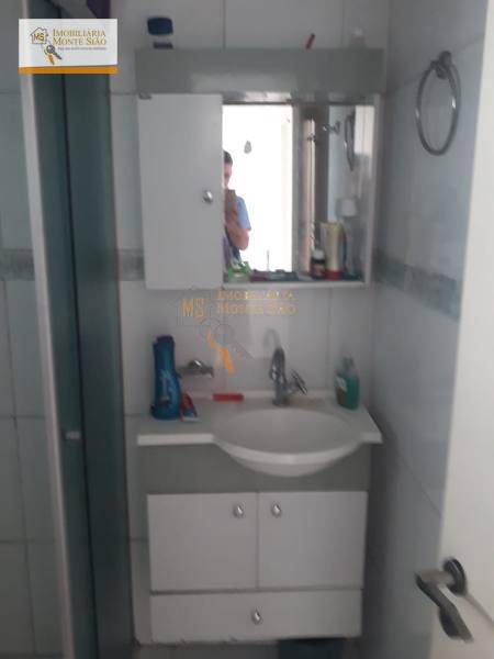 Apartamento à venda com 2 quartos, 75m² - Foto 11