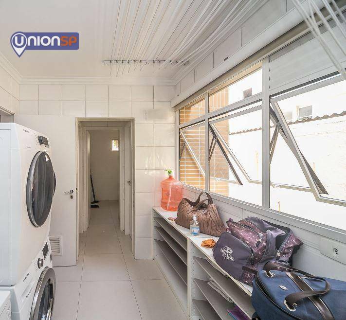 Apartamento à venda com 4 quartos, 220m² - Foto 27