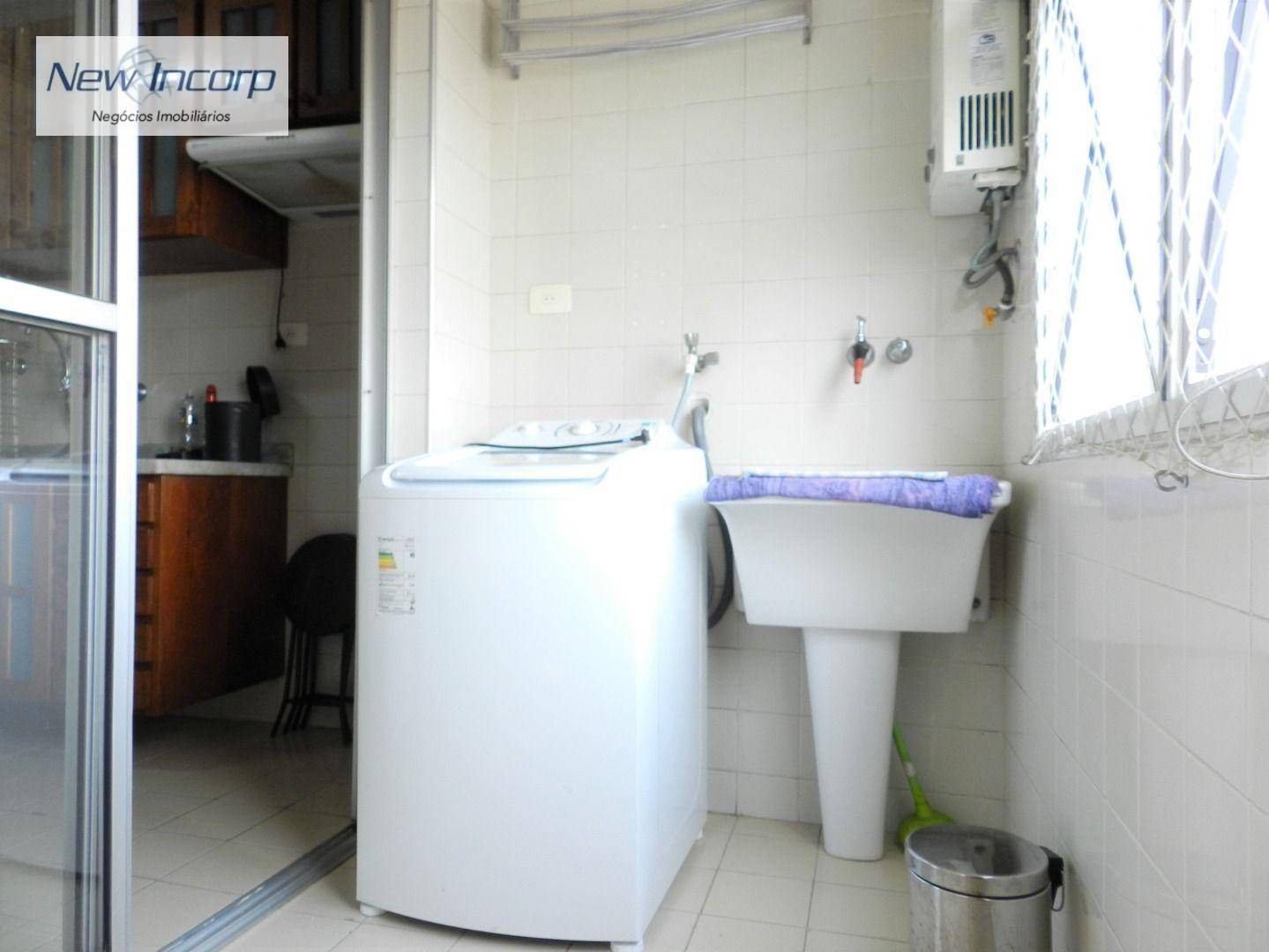 Apartamento à venda com 2 quartos, 65m² - Foto 24