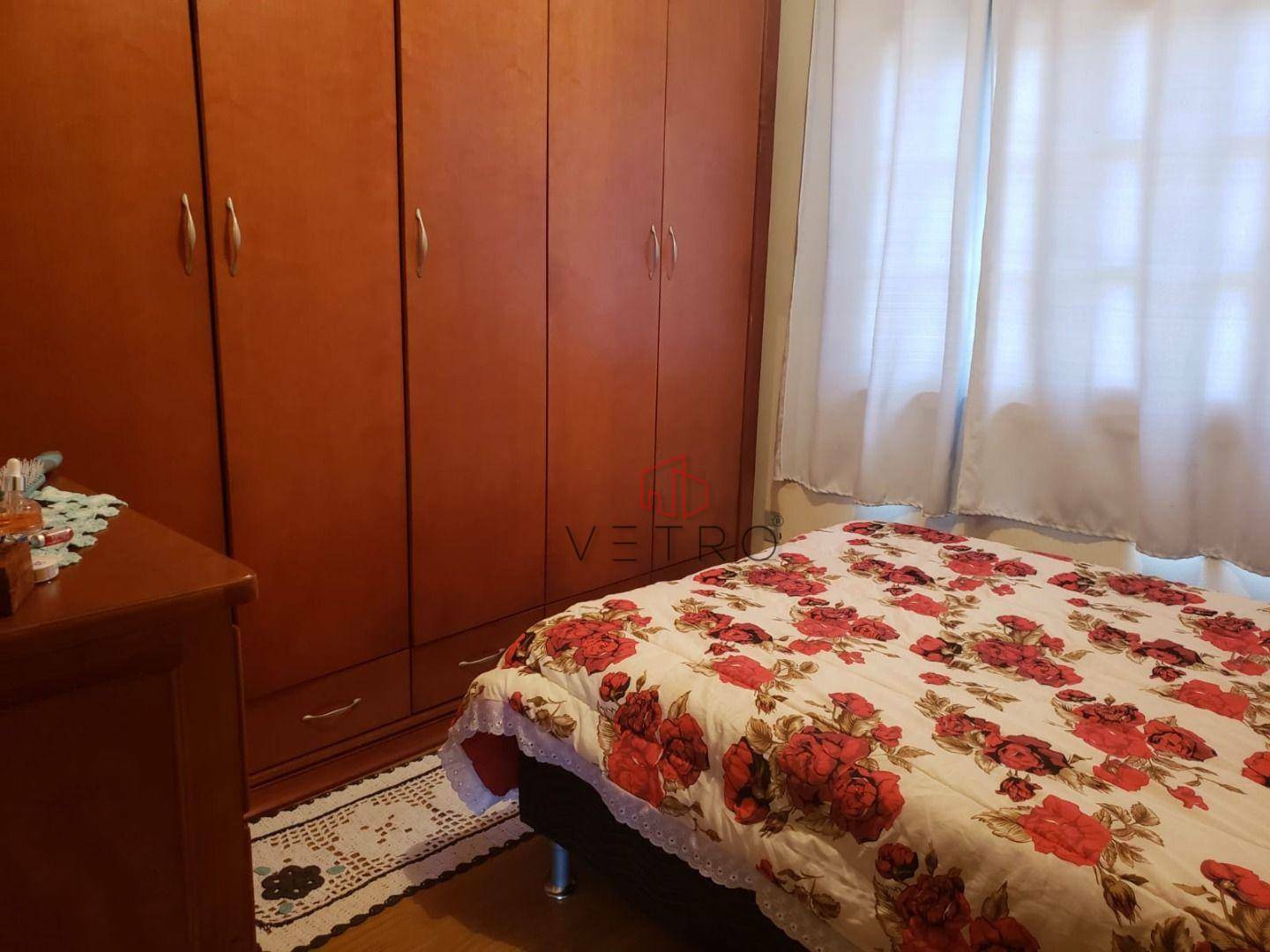 Casa à venda com 3 quartos, 155m² - Foto 4