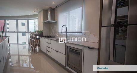 Apartamento à venda com 4 quartos, 131m² - Foto 4