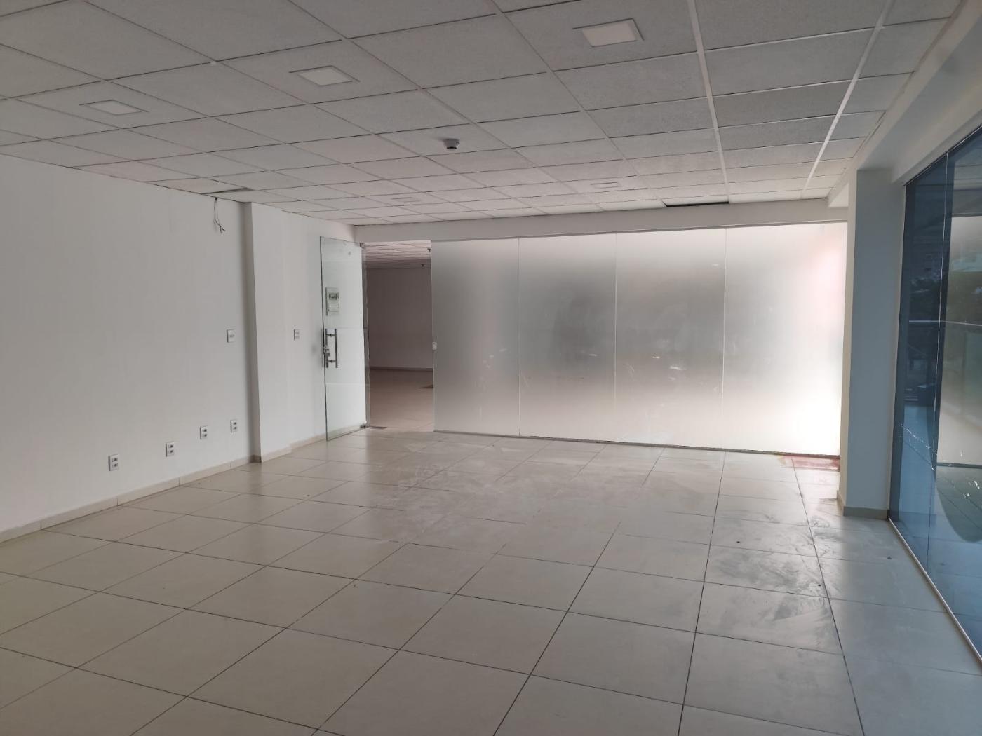 Prédio Inteiro para alugar, 44m² - Foto 6