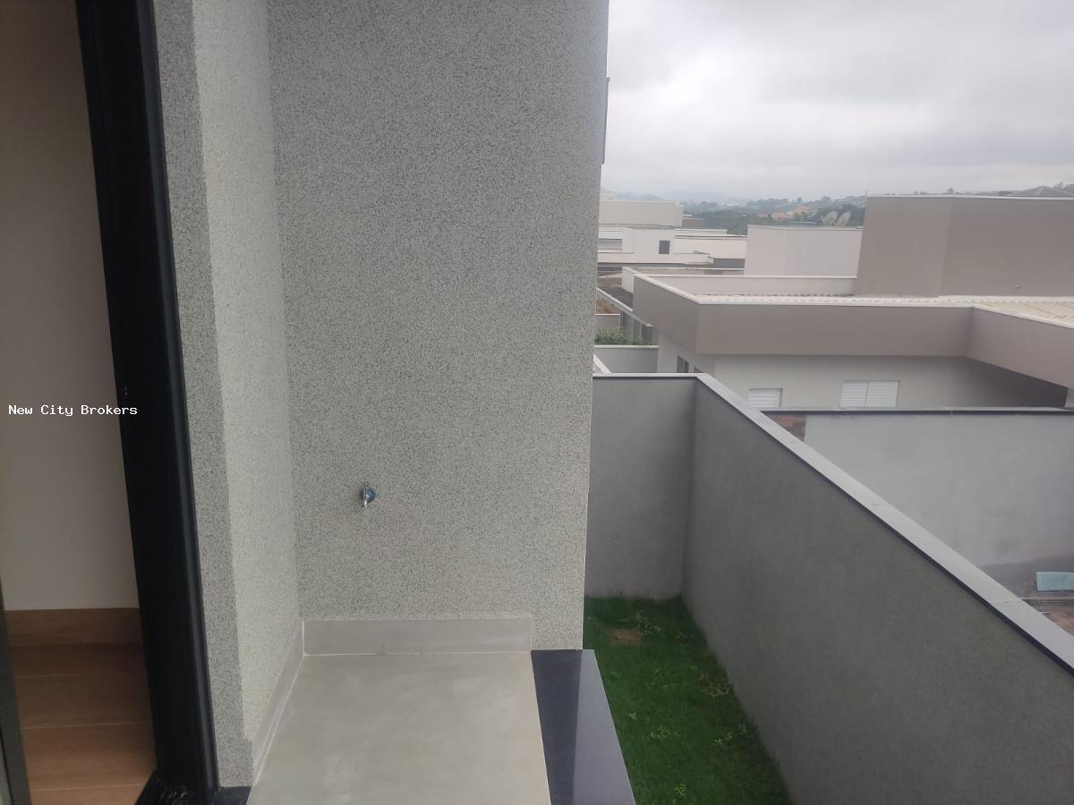 Sobrado à venda com 3 quartos, 300m² - Foto 32