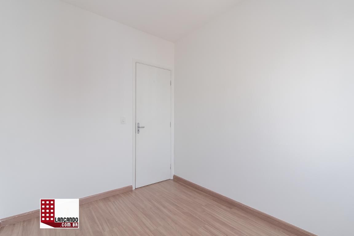 Apartamento à venda com 3 quartos, 80m² - Foto 2