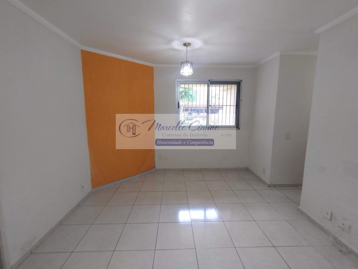 Apartamento à venda com 3 quartos, 69m² - Foto 2