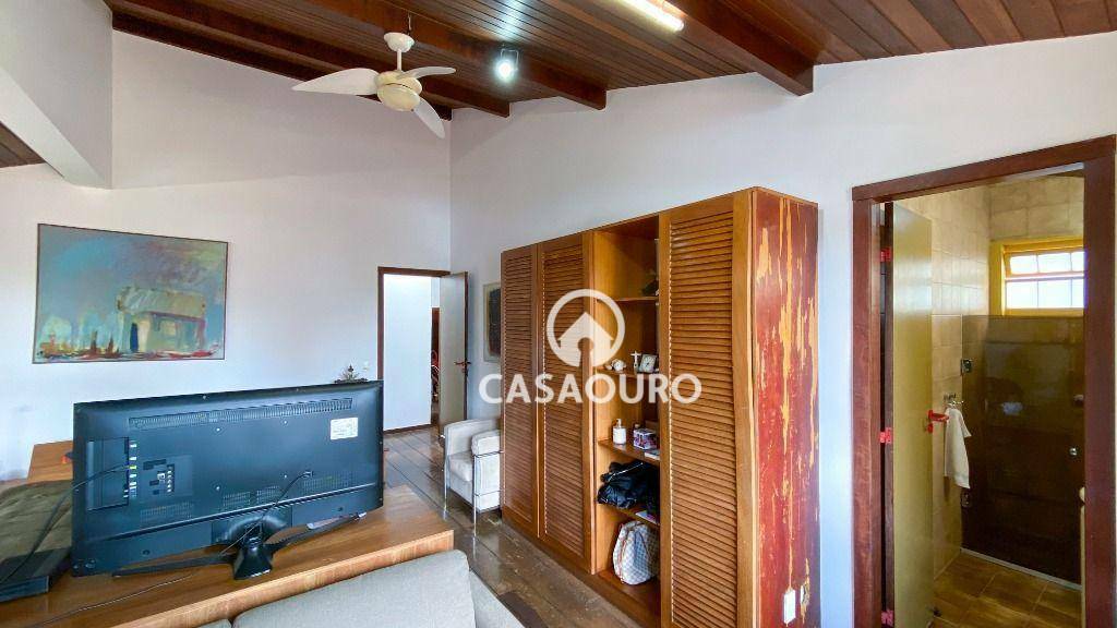 Casa à venda com 4 quartos, 283m² - Foto 35