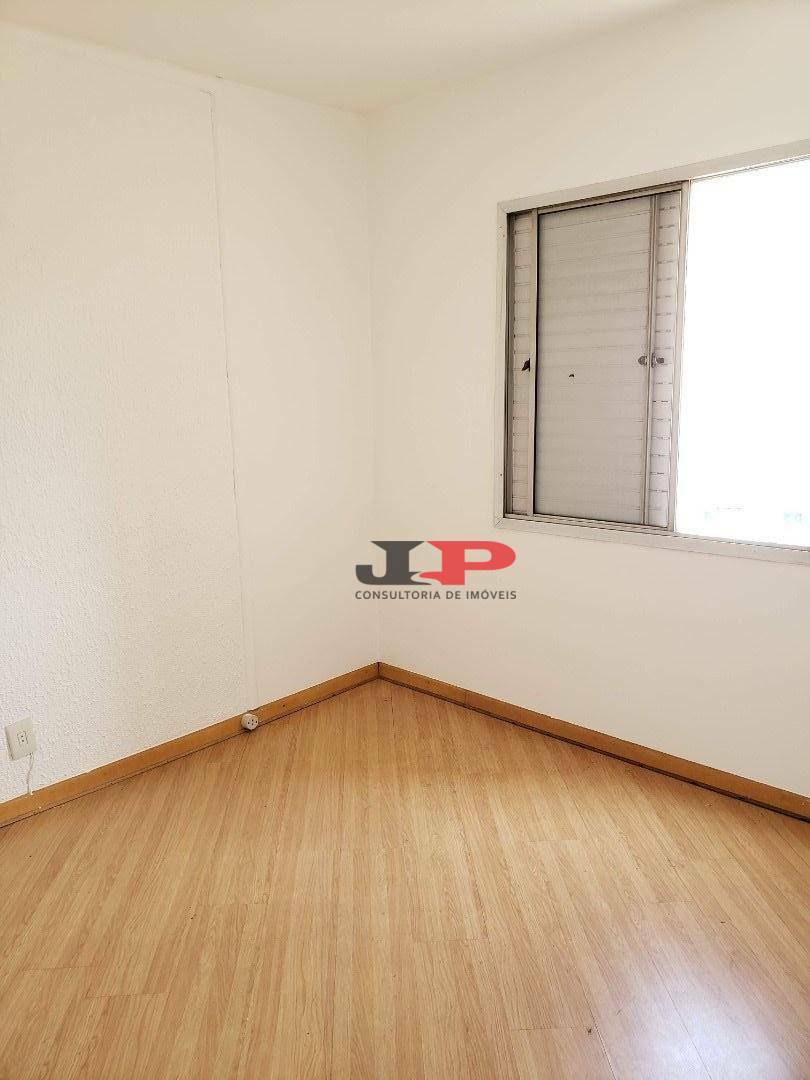 Apartamento para alugar com 2 quartos, 62m² - Foto 6