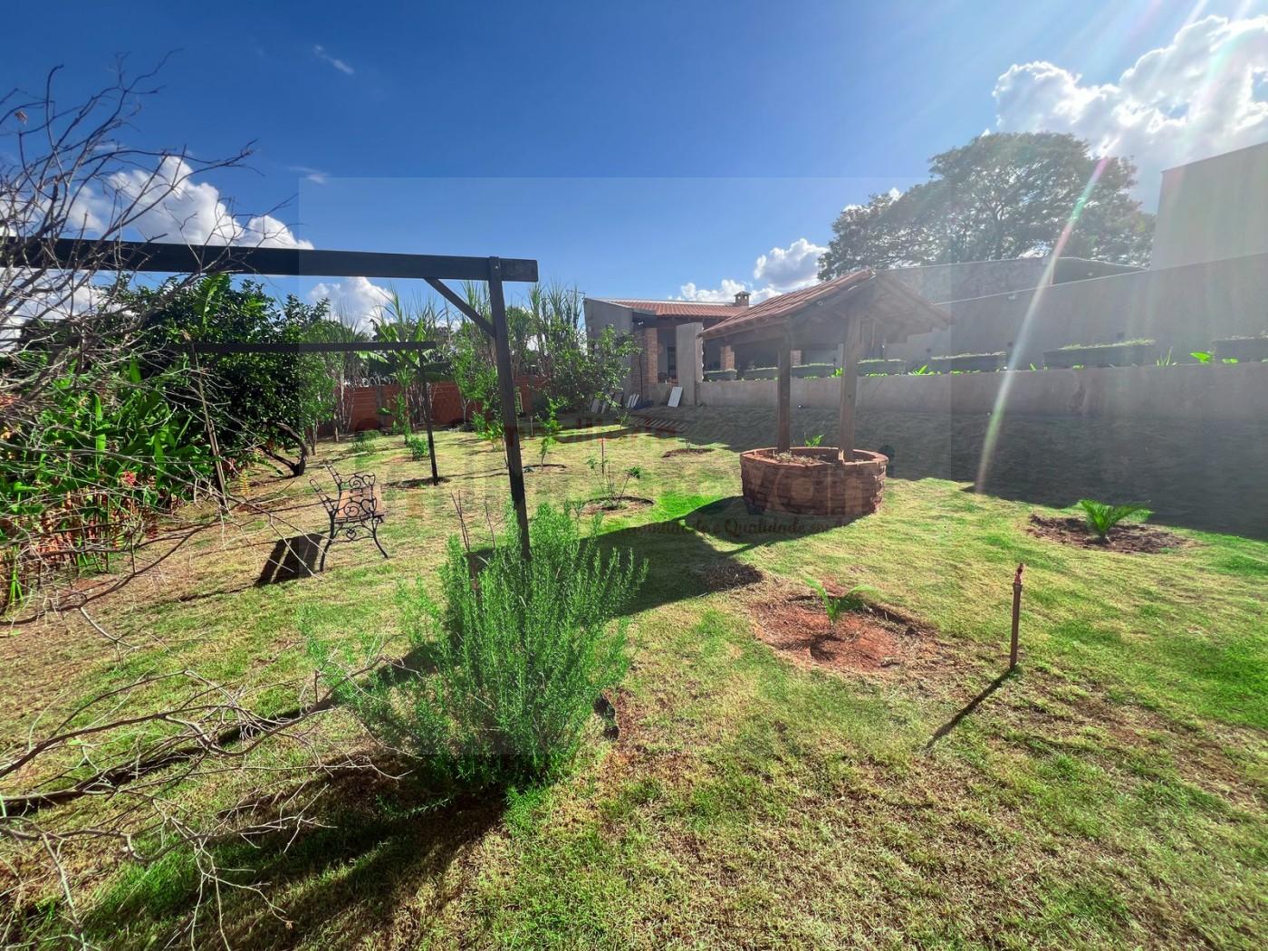 Casa à venda com 2 quartos, 990m² - Foto 8