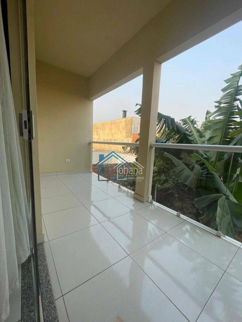 Casa à venda com 3 quartos, 212m² - Foto 8