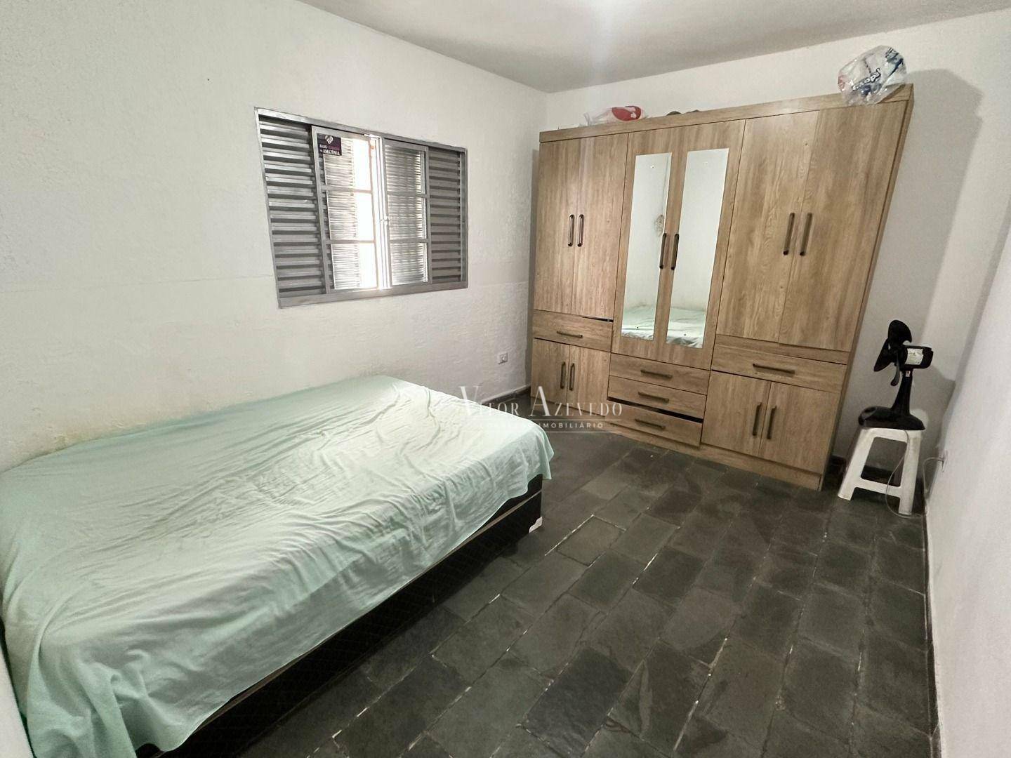 Casa à venda com 2 quartos, 140m² - Foto 8