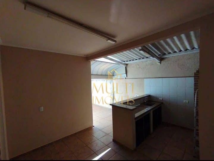 Casa à venda com 3 quartos, 175m² - Foto 2