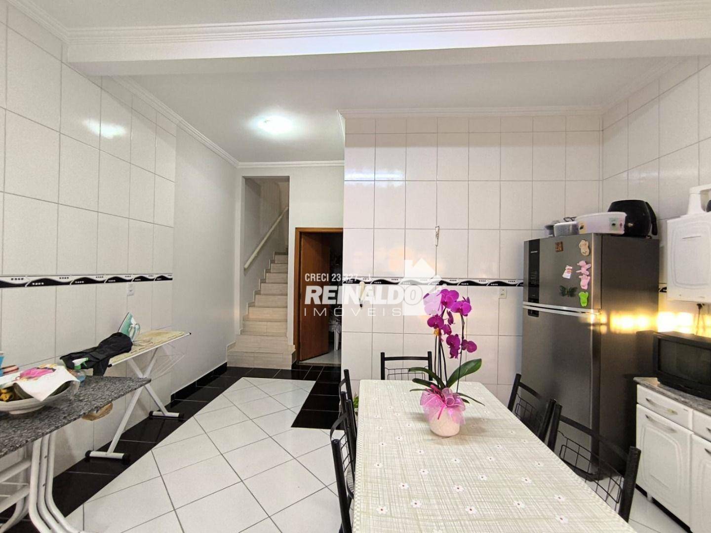 Casa à venda com 3 quartos, 175m² - Foto 9