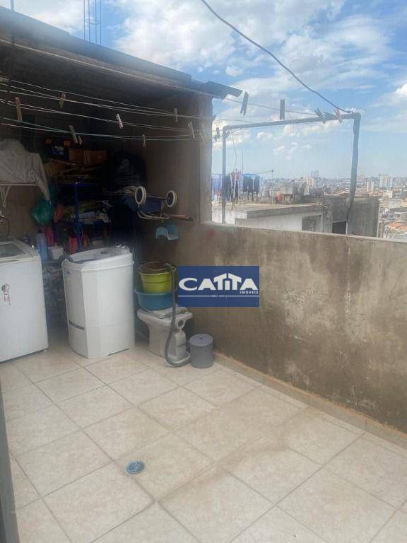 Sobrado à venda com 2 quartos, 192m² - Foto 5