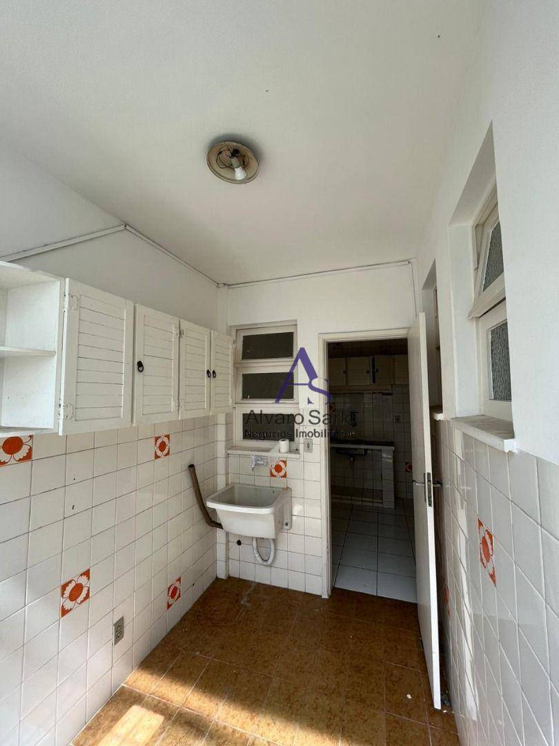 Apartamento à venda com 3 quartos, 140m² - Foto 11