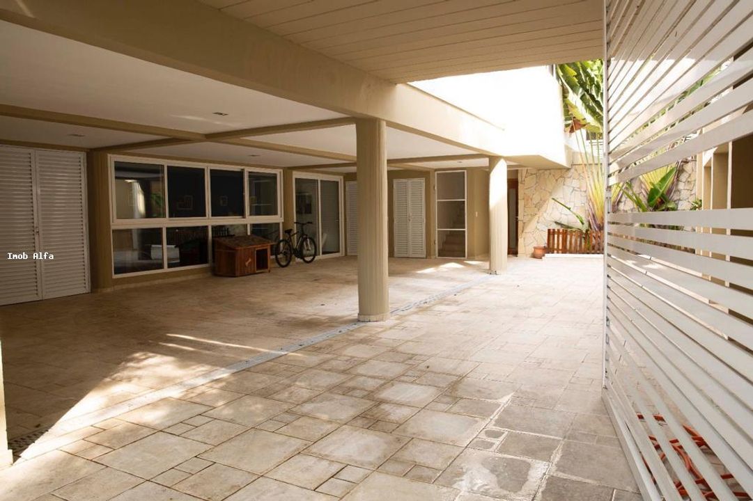 Casa de Condomínio à venda com 4 quartos, 550m² - Foto 5