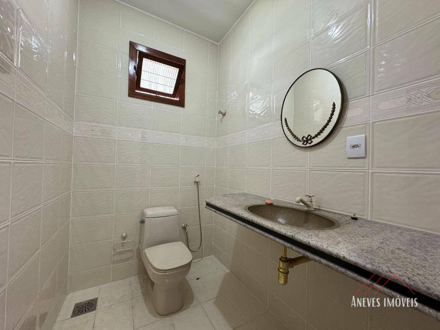 Casa de Condomínio para alugar com 4 quartos, 10m² - Foto 34