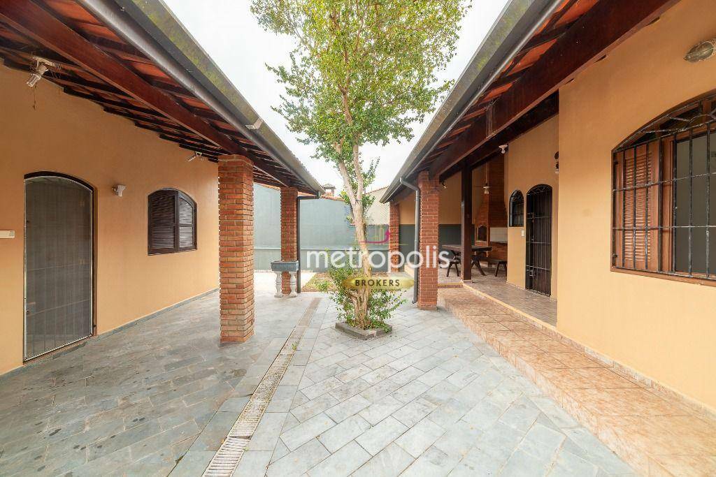 Casa à venda com 3 quartos, 190m² - Foto 17