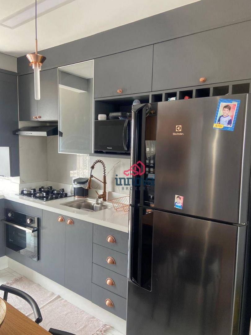 Apartamento à venda com 2 quartos, 43m² - Foto 7