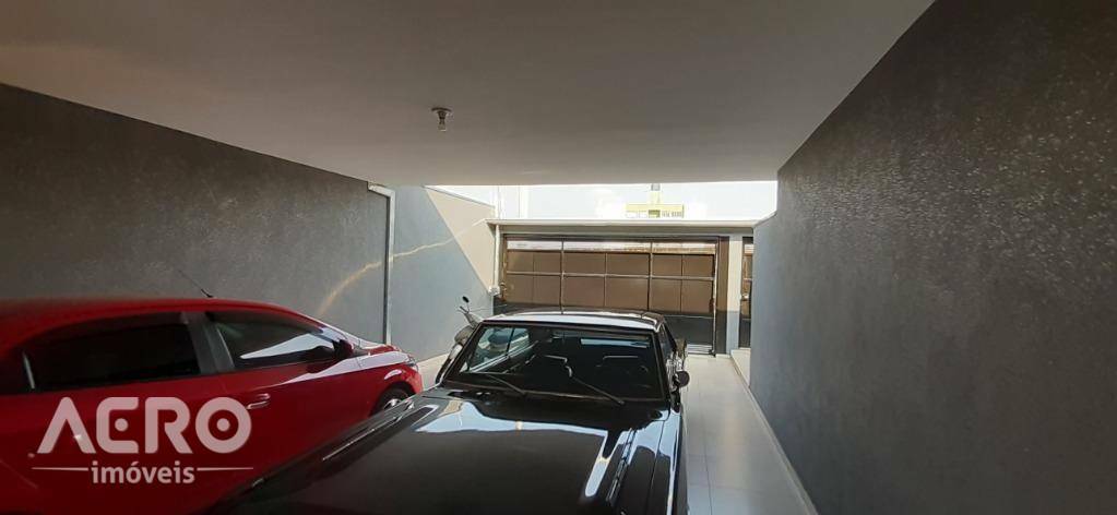 Casa à venda com 3 quartos, 210m² - Foto 19