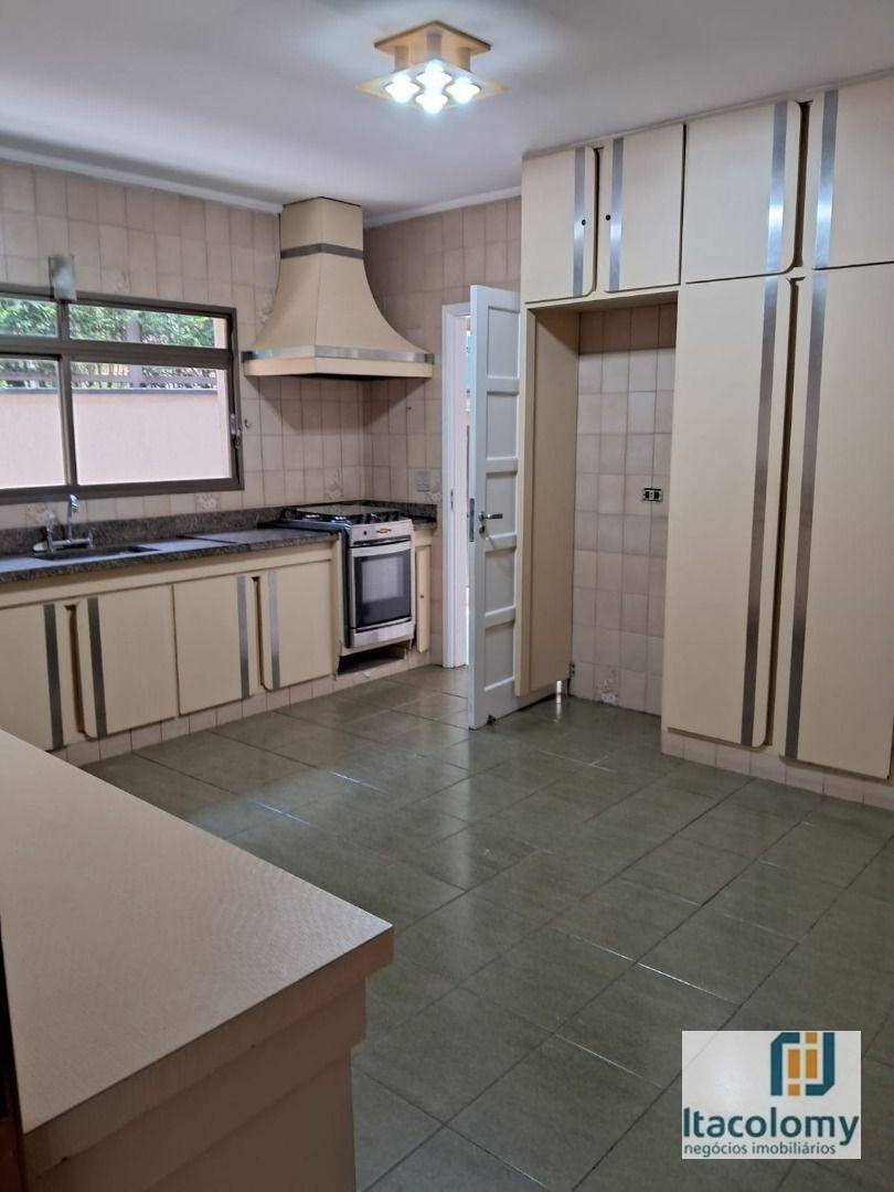 Casa de Condomínio para alugar com 3 quartos, 280m² - Foto 6