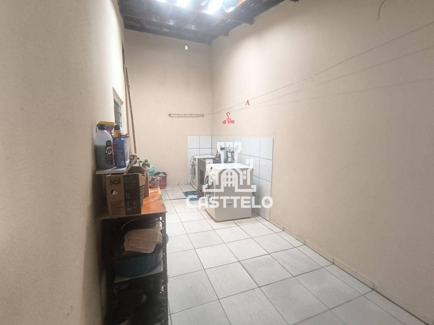 Casa à venda com 3 quartos, 260m² - Foto 18