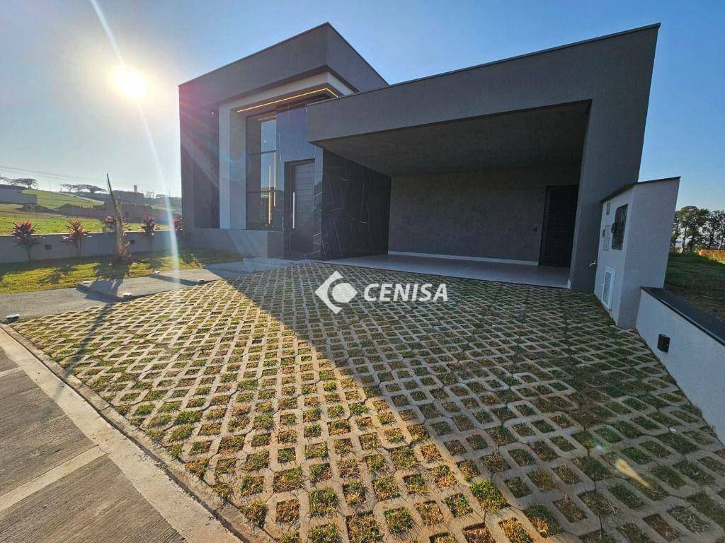 Casa de Condomínio à venda com 3 quartos, 225m² - Foto 1