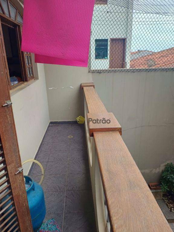 Sobrado à venda com 3 quartos, 225m² - Foto 24