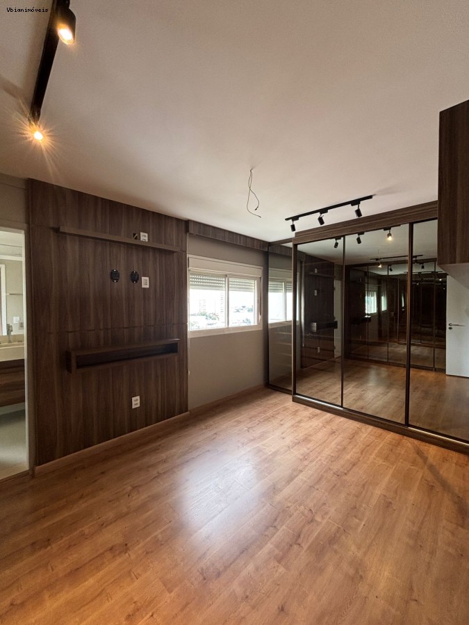 Apartamento à venda com 3 quartos, 156m² - Foto 17