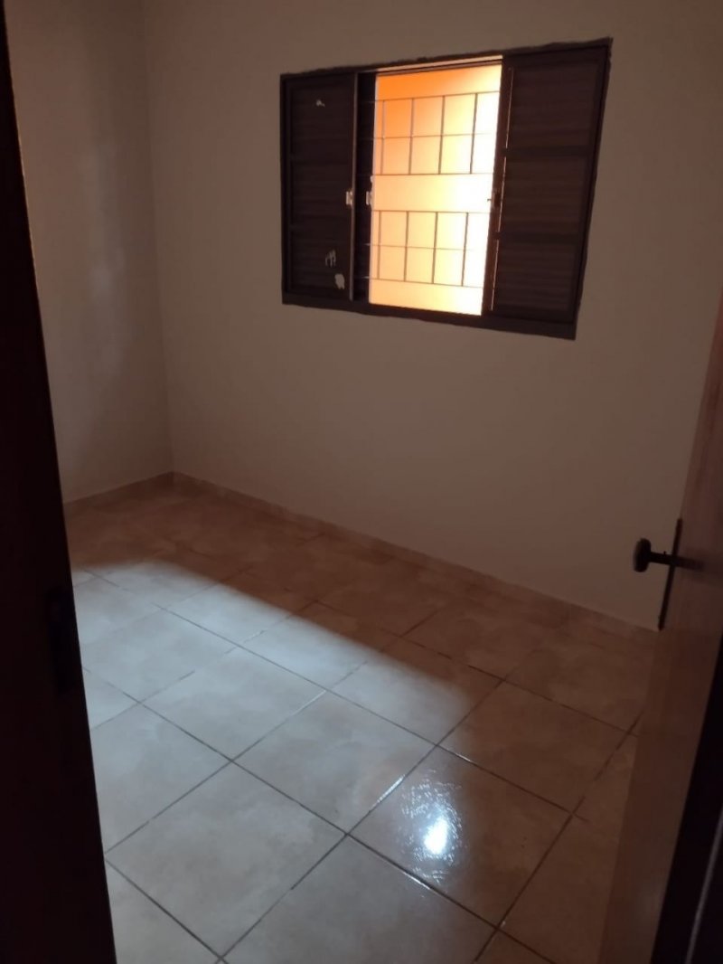 Casa à venda com 3 quartos, 150m² - Foto 11