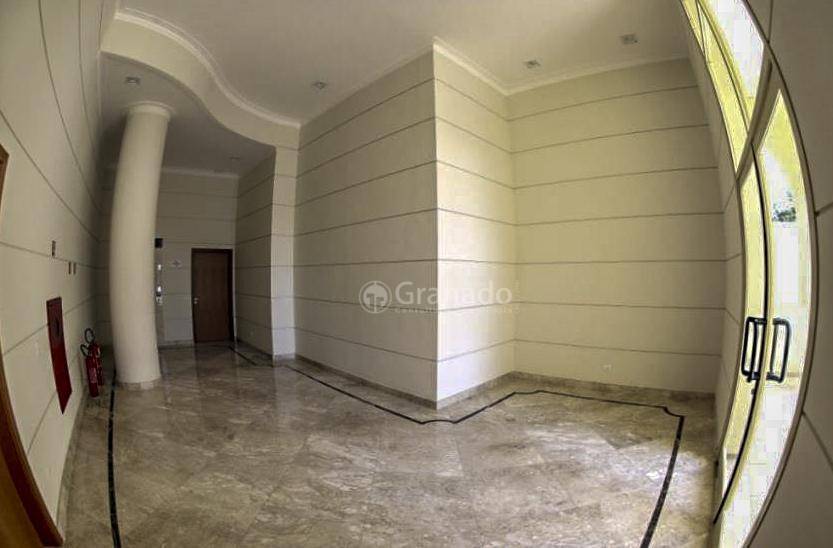 Apartamento à venda com 3 quartos, 133m² - Foto 2