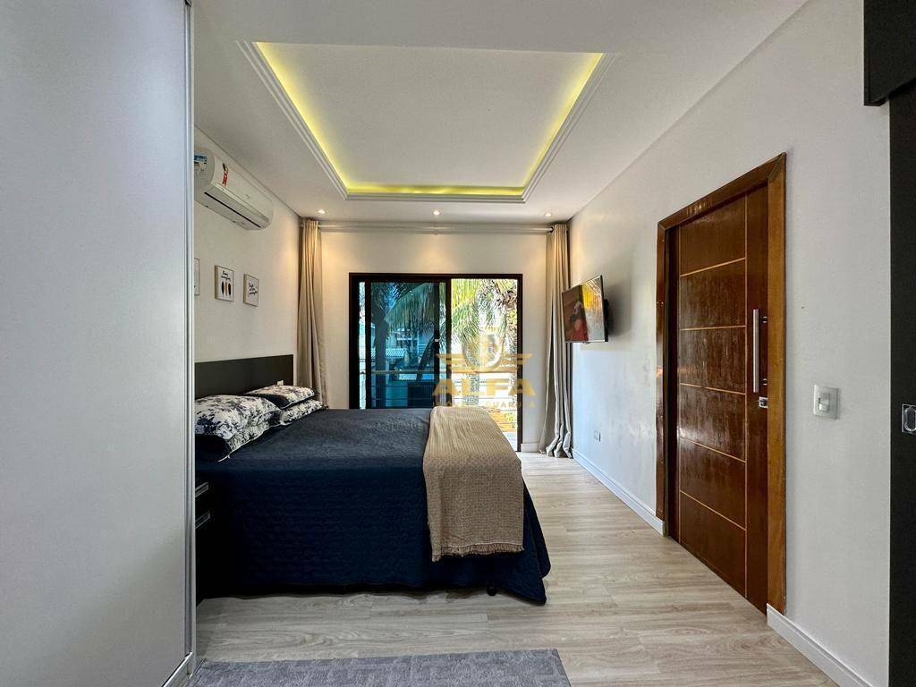 Casa à venda com 3 quartos, 112m² - Foto 14