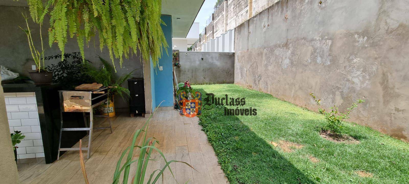 Casa de Condomínio à venda com 3 quartos, 240m² - Foto 22