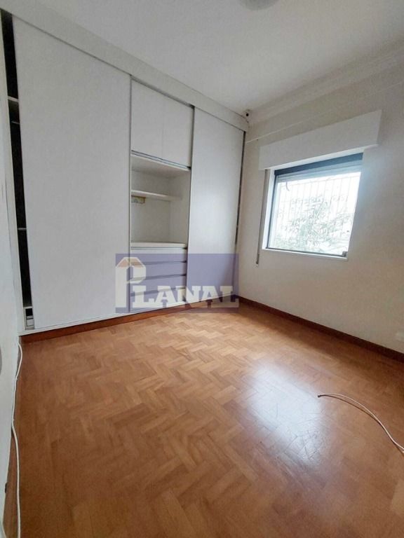 Casa à venda com 3 quartos, 273m² - Foto 12