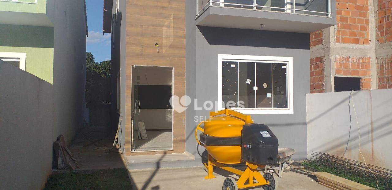 Casa à venda com 3 quartos, 129m² - Foto 3