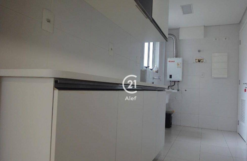 Apartamento para alugar com 2 quartos, 80m² - Foto 13