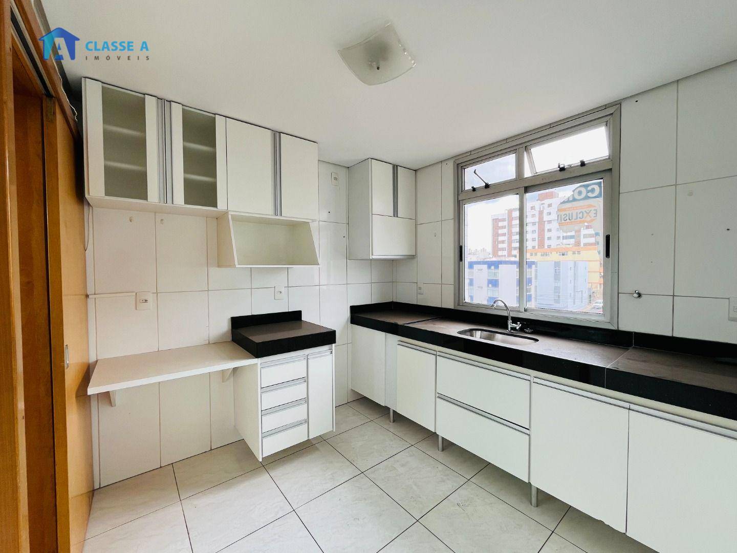 Apartamento à venda com 3 quartos, 110m² - Foto 18