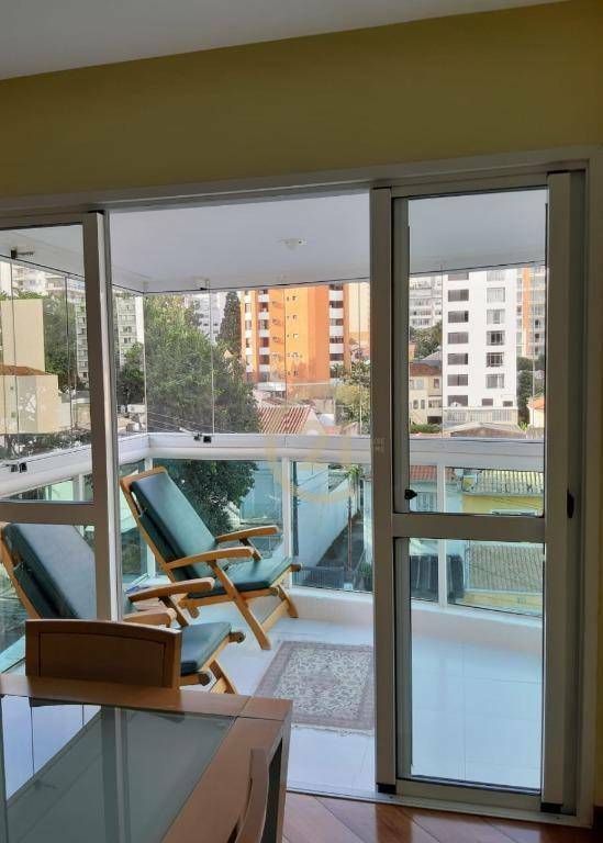 Apartamento à venda com 4 quartos, 189m² - Foto 1