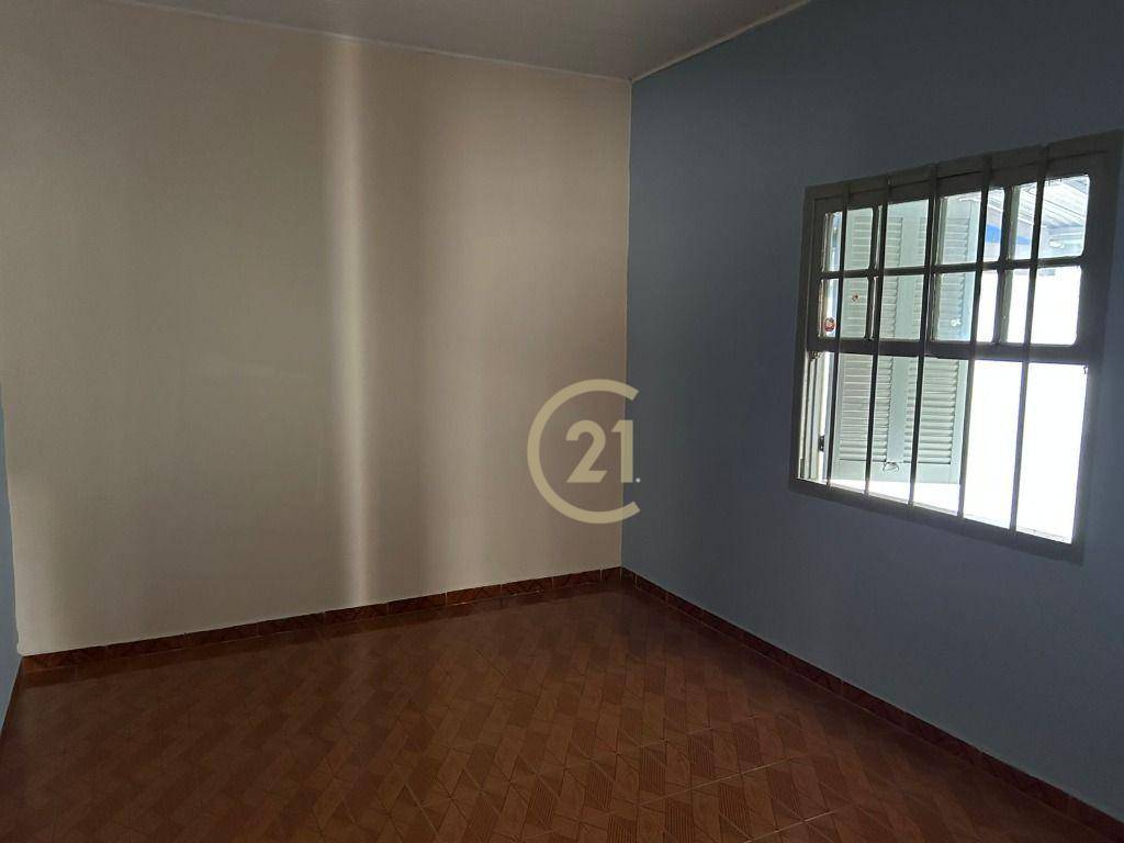 Casa à venda com 2 quartos, 158m² - Foto 4