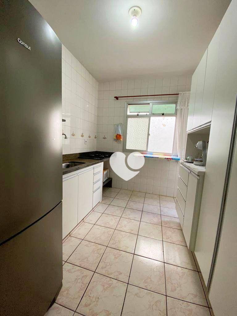 Apartamento à venda com 2 quartos, 100m² - Foto 5