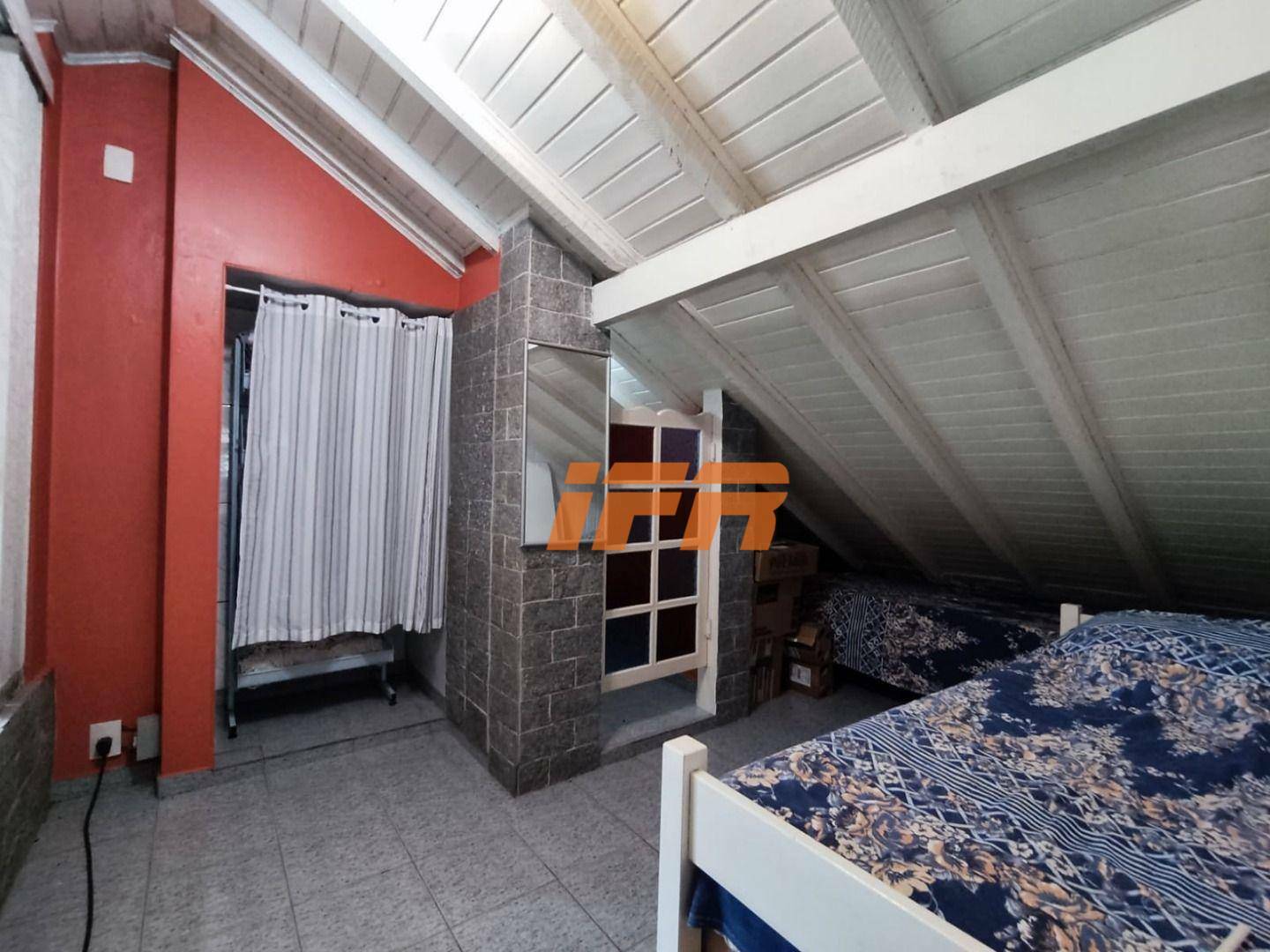 Casa de Condomínio à venda com 4 quartos, 305m² - Foto 8