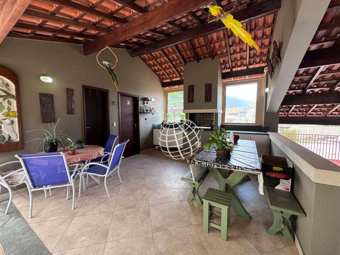 Casa à venda com 4 quartos, 266m² - Foto 42