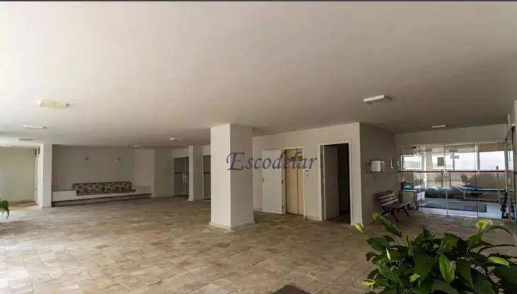 Apartamento à venda com 3 quartos, 170m² - Foto 1