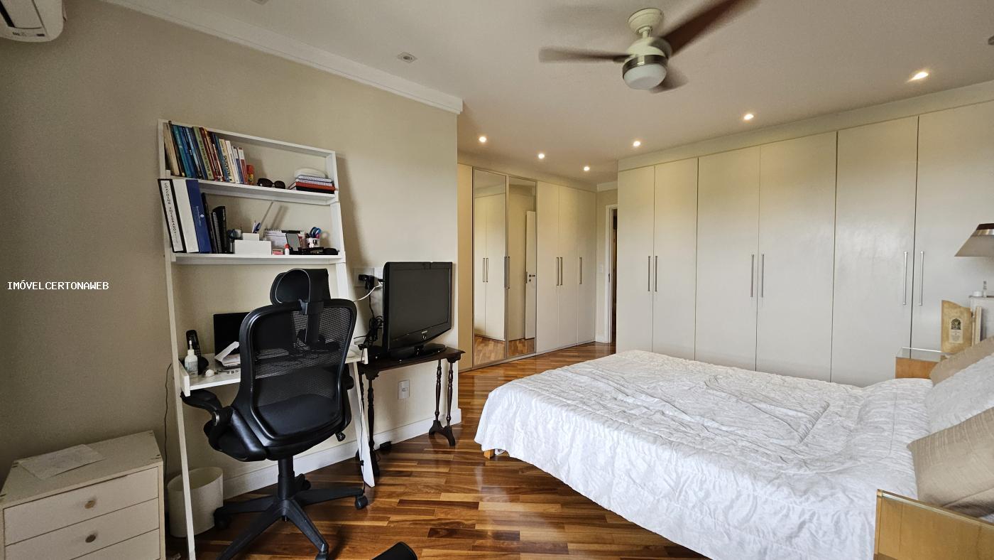 Apartamento à venda com 3 quartos, 186m² - Foto 21