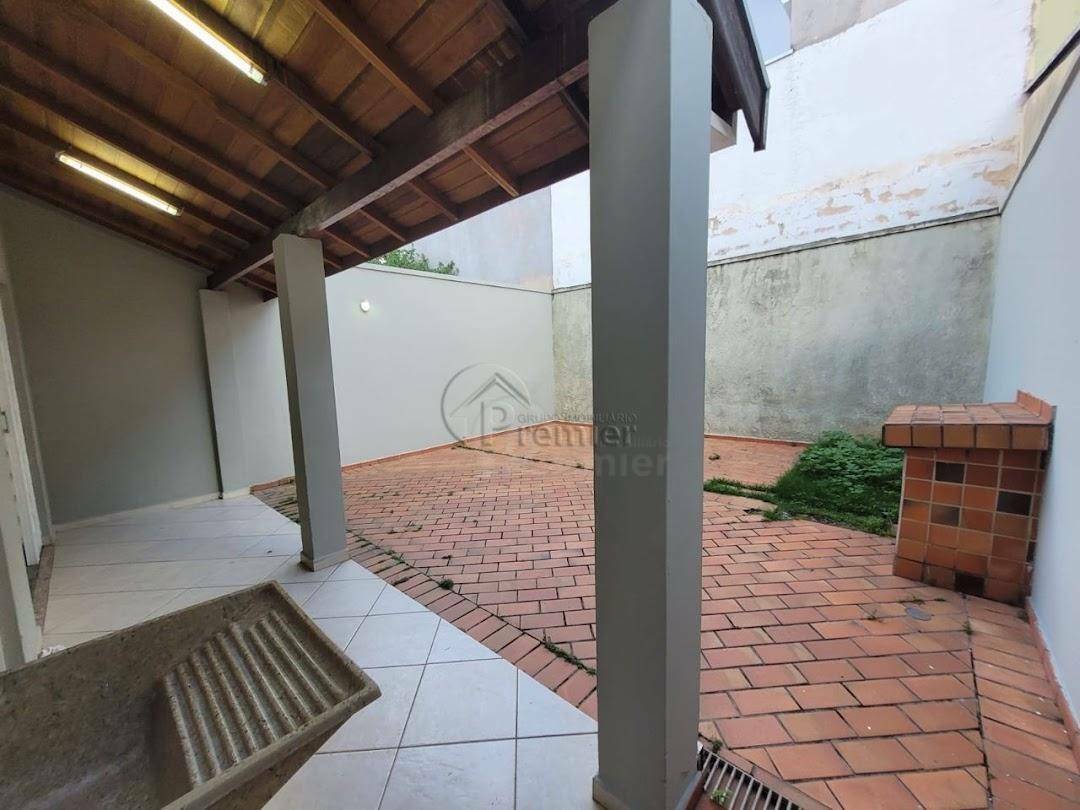 Casa de Condomínio para alugar com 3 quartos, 124m² - Foto 26