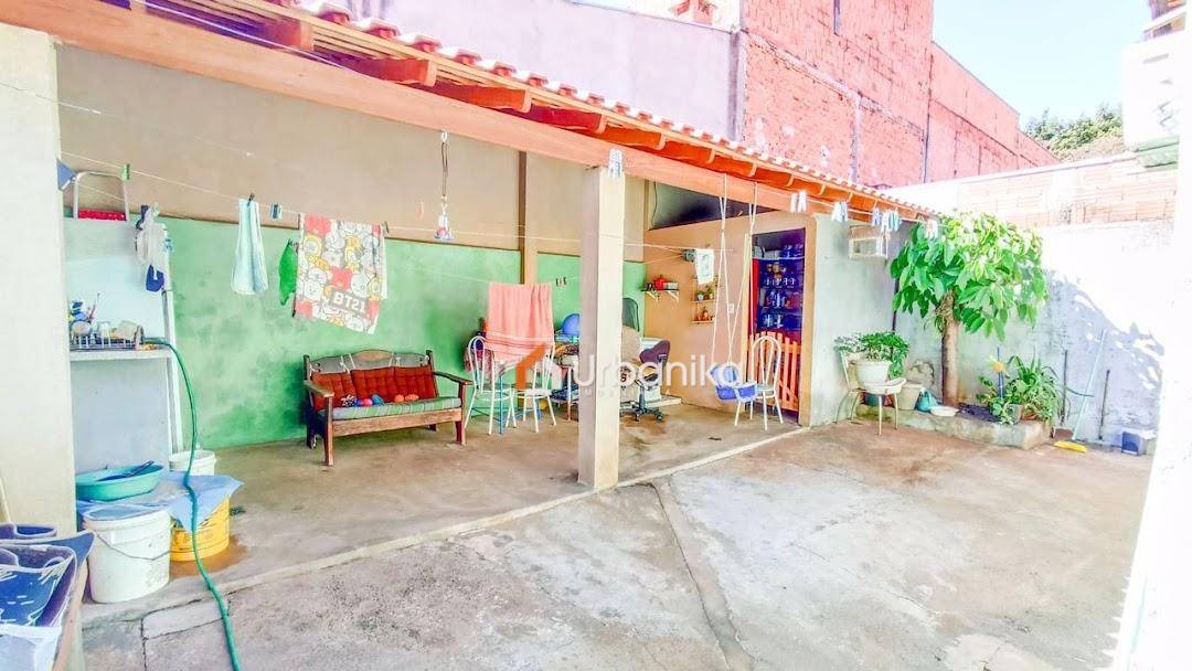 Casa, 2 quartos, 98 m² - Foto 2