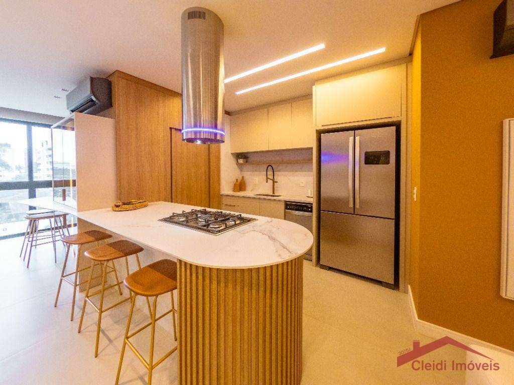 Apartamento à venda com 3 quartos, 116m² - Foto 18