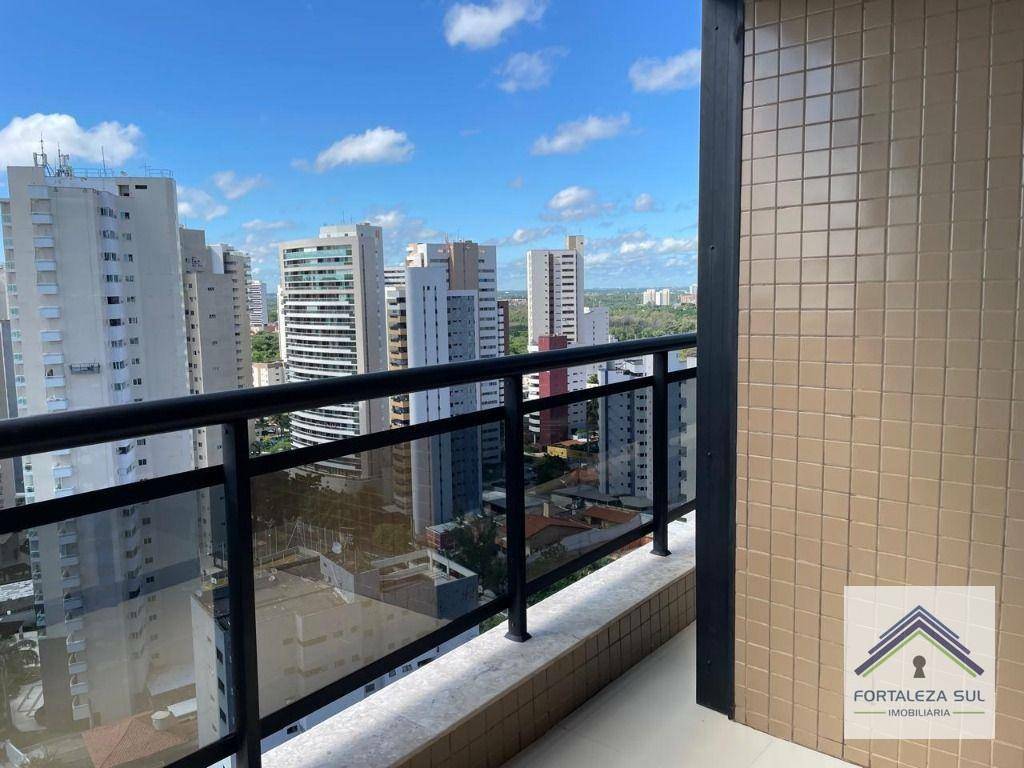 Apartamento à venda com 3 quartos, 107m² - Foto 3