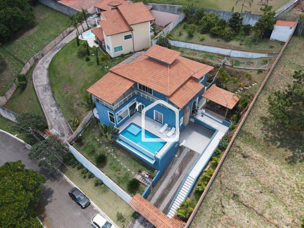 Casa de Condomínio à venda com 3 quartos, 377m² - Foto 3