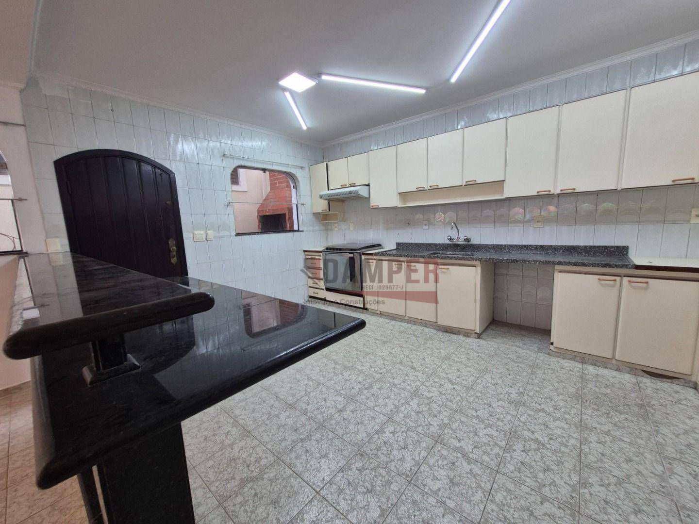 Sobrado, 3 quartos, 319 m² - Foto 11